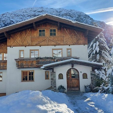 Apartamento Foersterhaus Holzgau Exterior foto
