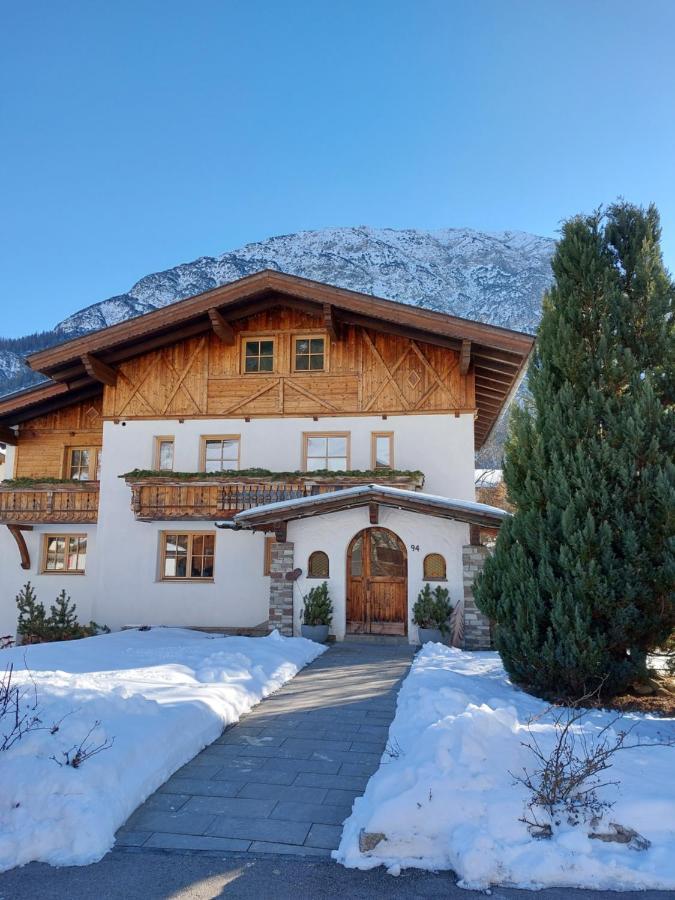 Apartamento Foersterhaus Holzgau Exterior foto